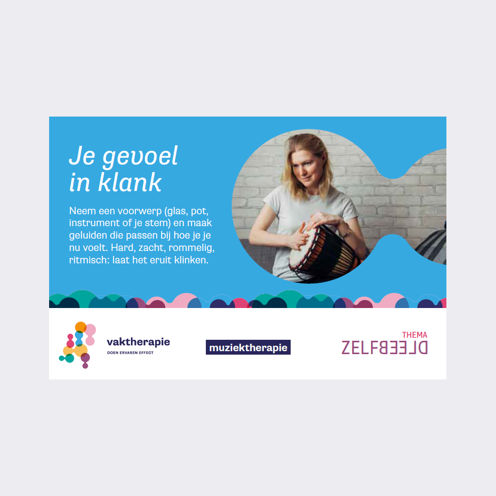 Kaart Week van de Vaktherapie 2025, thema Zelfbeeld, Muziektherapie